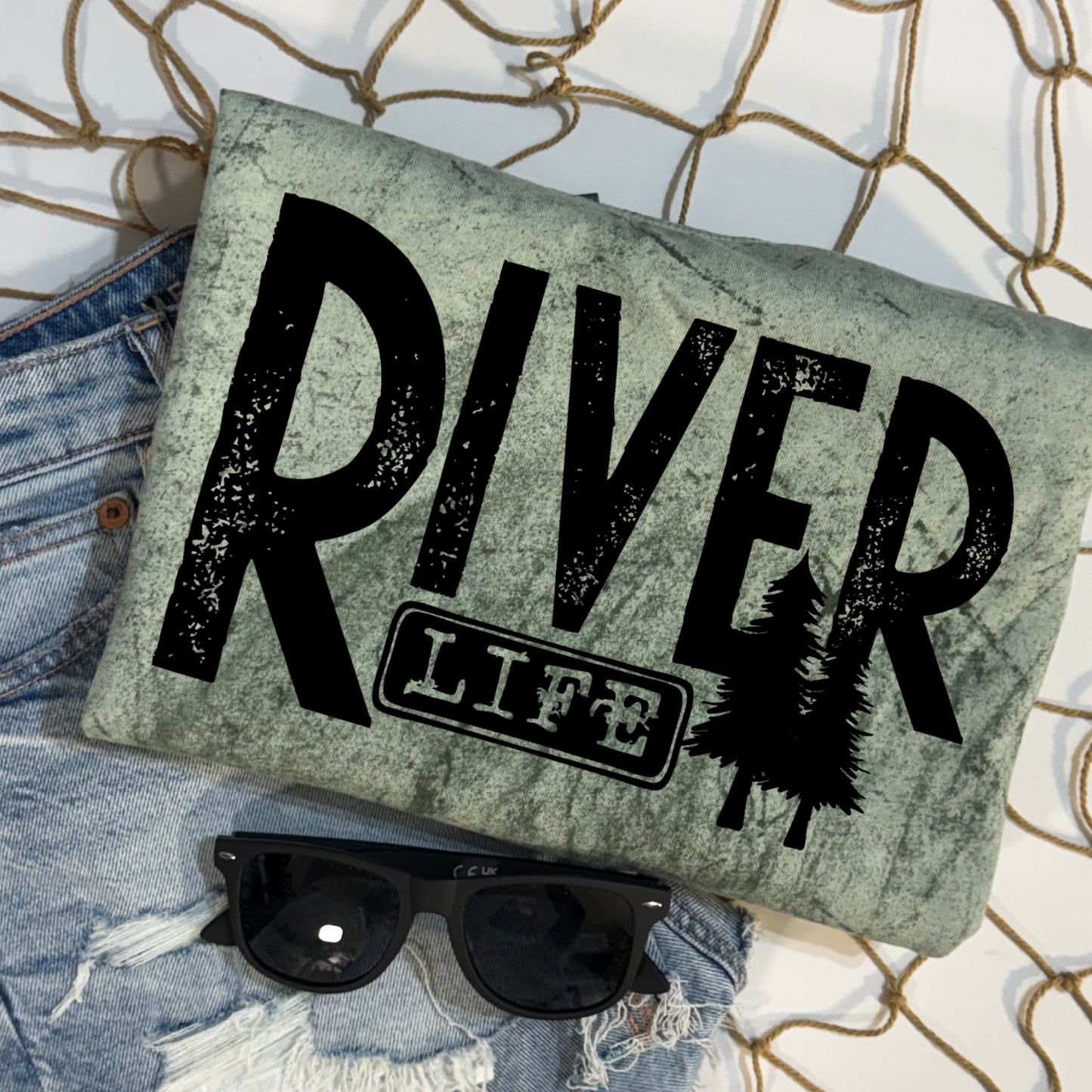 River Life black-Ready to Press Transfer