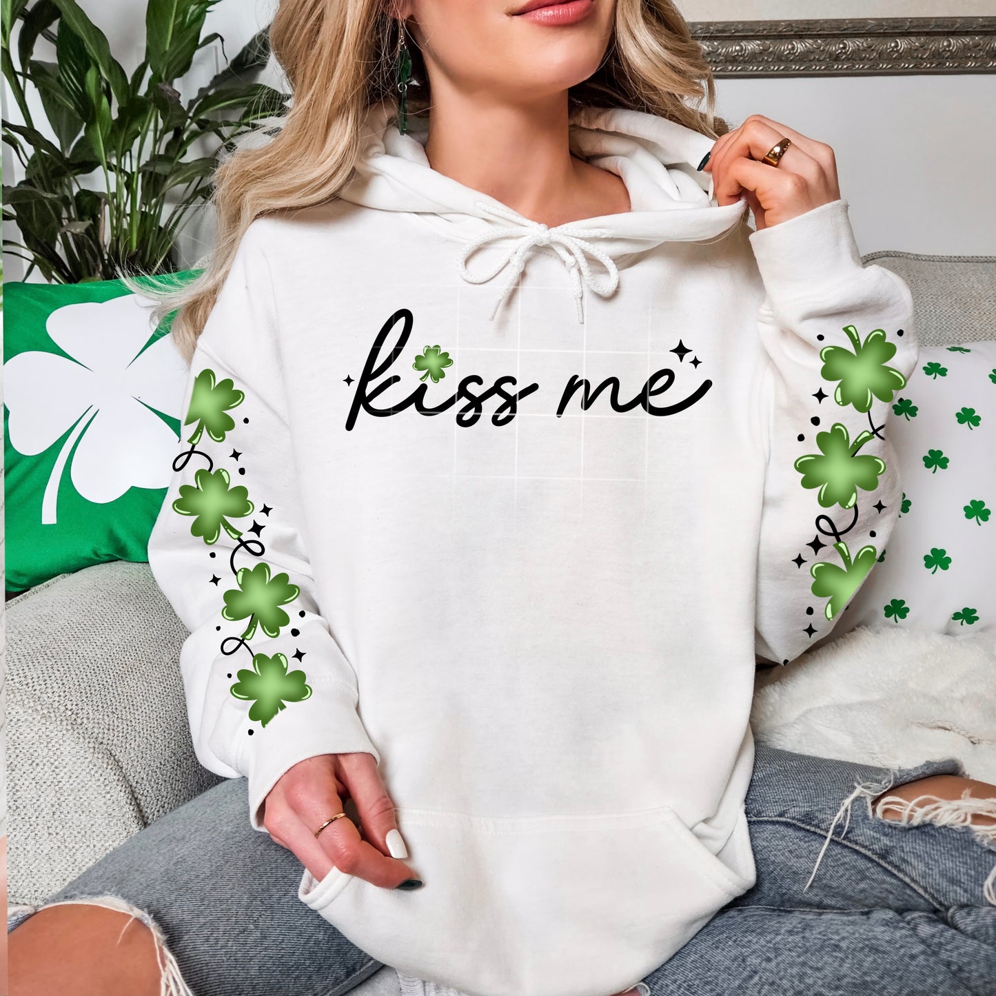 Kiss Me Front W_ Black-Ready to Press Transfer